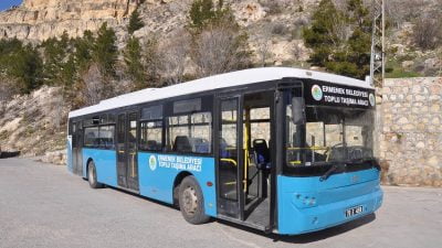 Ermenek'te okullar bölgesinde yaşanan ulaşım sıkıntısına çözüm...