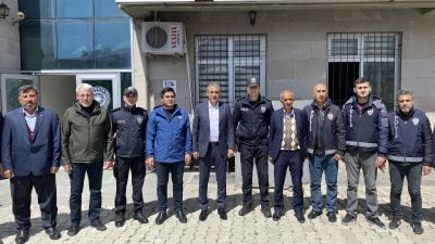 Karaman Valisi Tuncay Akkoyun, Kahramanmaraş'ın Ekinözü ilçesinde İlçe Emniyet Müdürlüğü