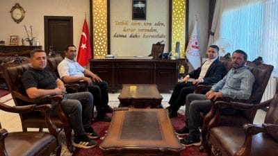 Başyayla Belediye Başkanı Abdülkadir Ateş, AK Parti İlçe Başkanı Mustafa